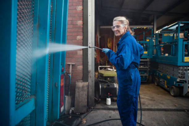 Best Rust Removal  in Johnsburg, IL